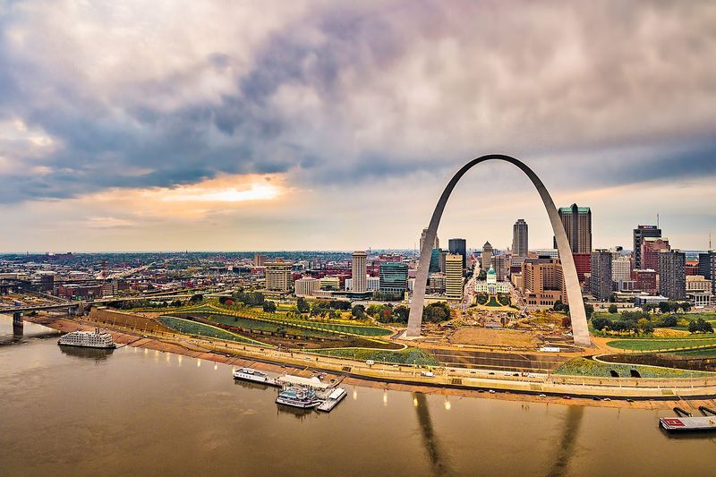 Registered Nurse - Med/Surg  jobs in St. Louis, MO from Advantis Medical